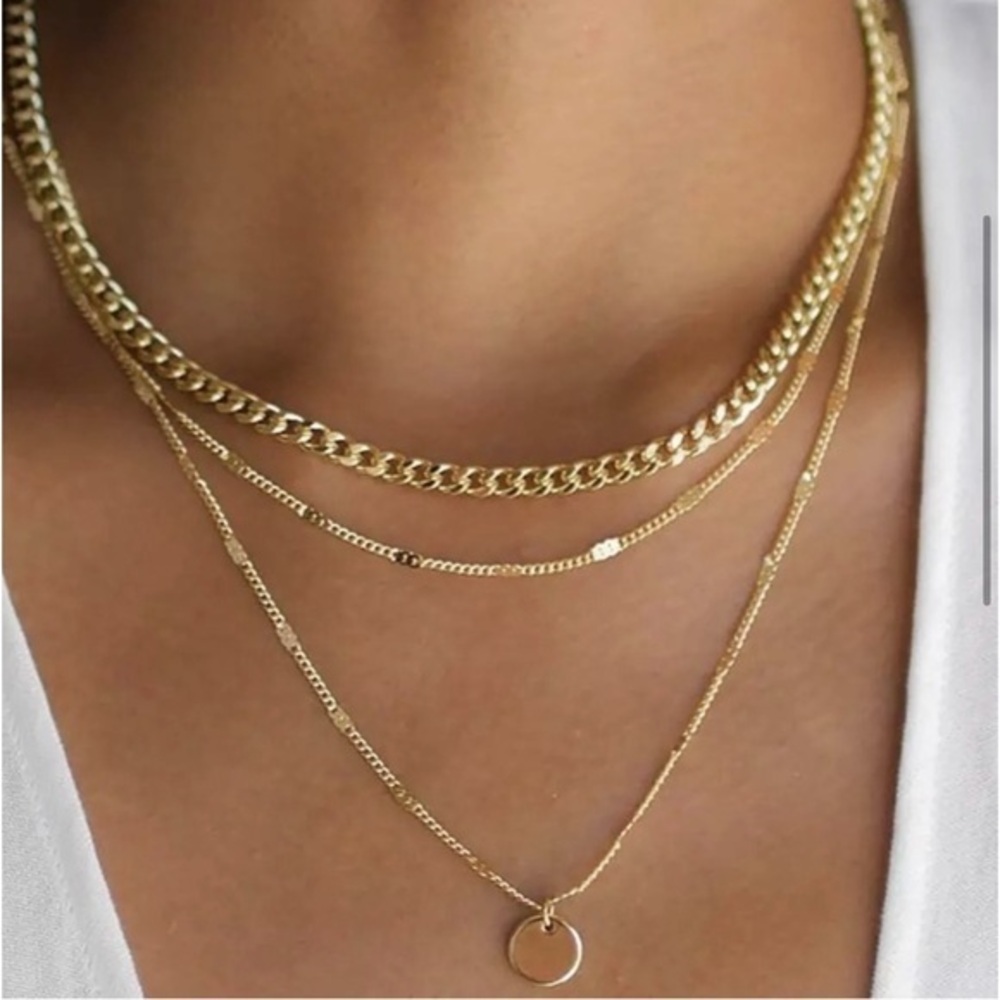 FREE PEOPLE Layered Chain Pendant Gold Business/Casual Statement Necklace